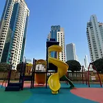 Higuests - Spacious Apartment In Jbr, 5-Min Walk To The Beach