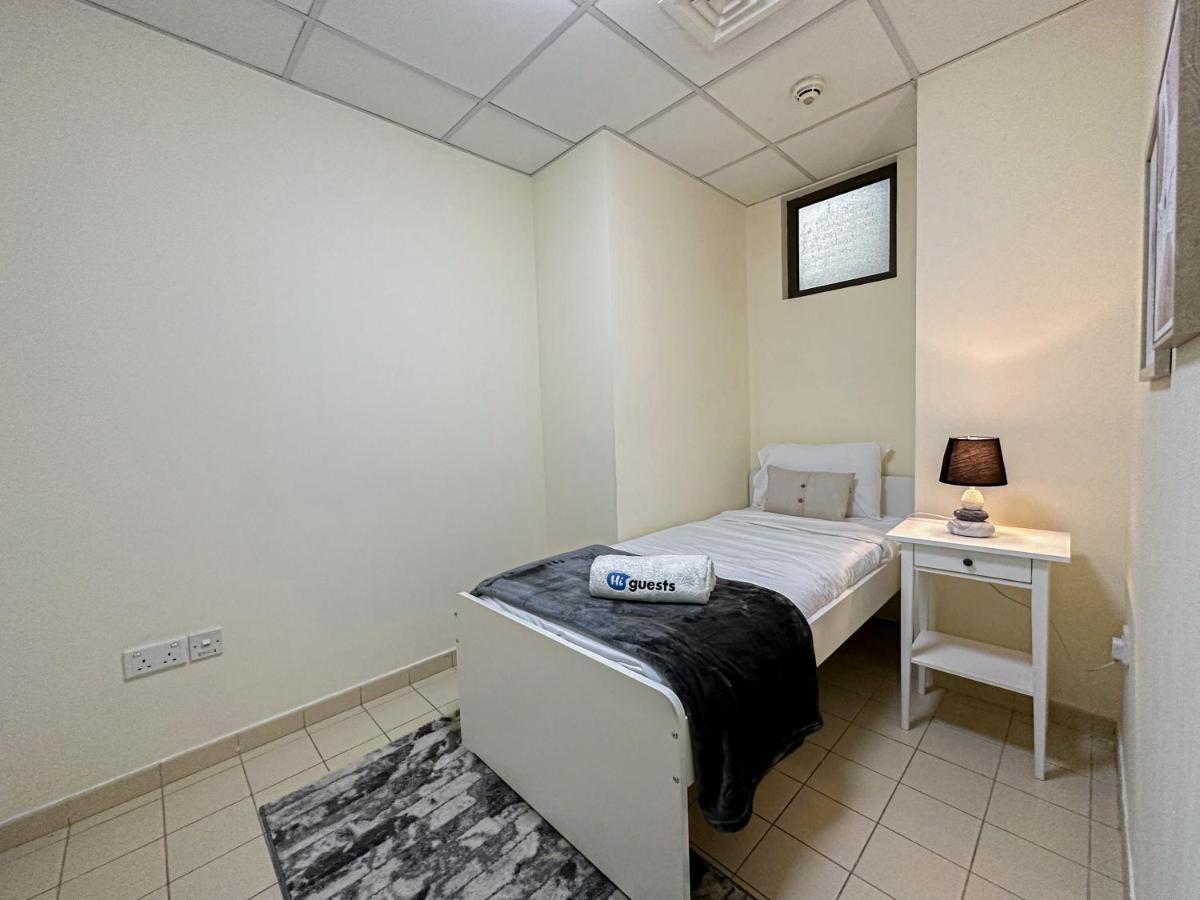 Higuests - Spacious In Jbr, 5-min Walk To The Beach Apartment *