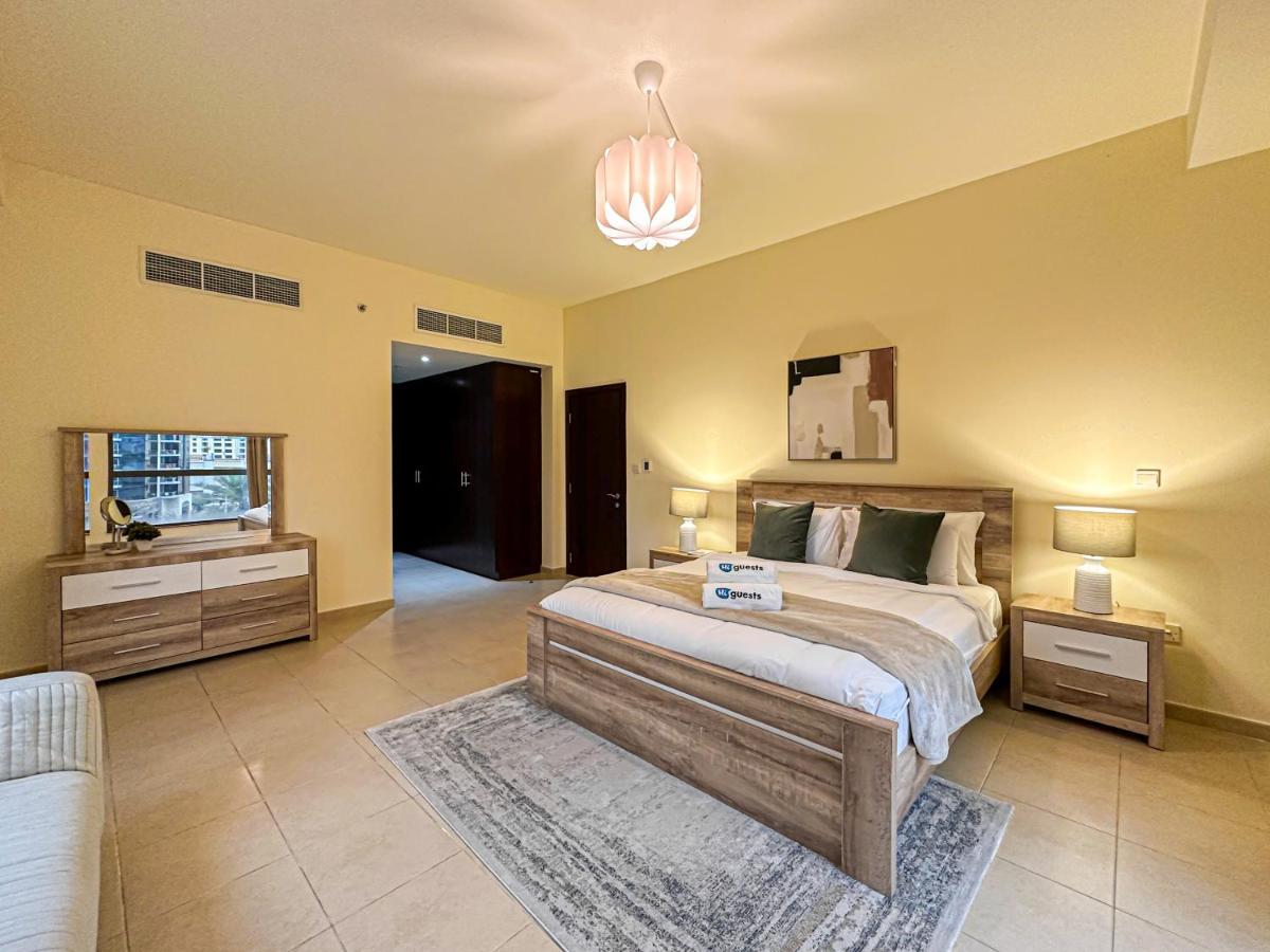 Apartment Higuests - Spacious In Jbr, 5-min Walk To The Beach *
